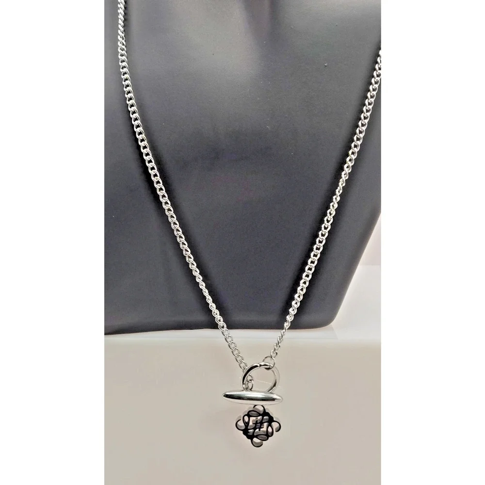 18K Gold Plated Hollow-Out Bullet Clasp Necklace – Modern Toggle Pendant Chain –